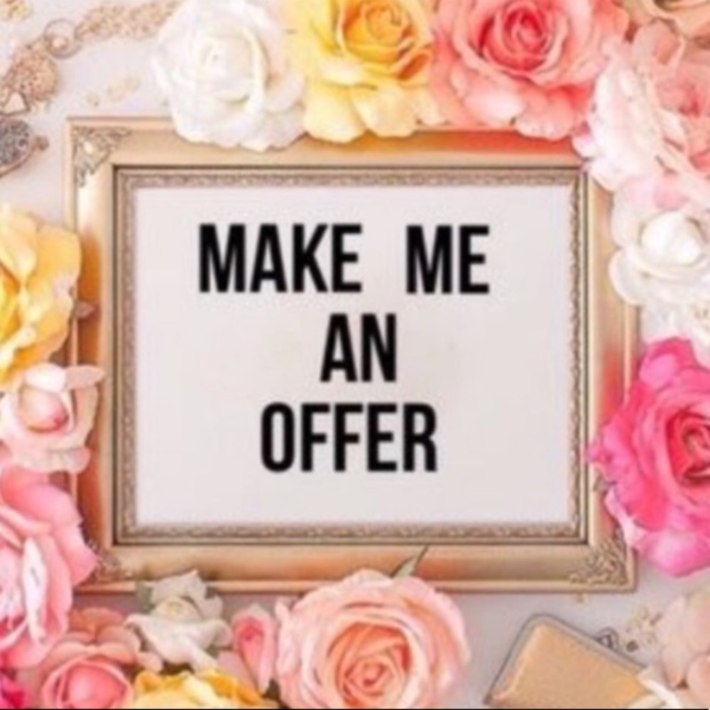 All offers will be considered❤️